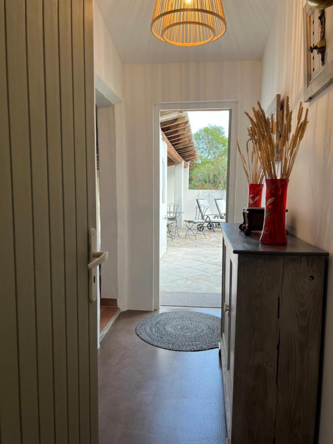 Alpilles Camargue Mas Falabrego Raphèle Extérieur photo